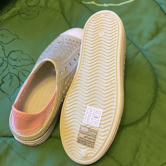 Kids size 3 foamy’s sketchers - Picture 2 of 5